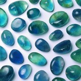 Fluorite Third eye chakra - AJNA - Bones, teeth, skin, immune system (green), lungs (green/blue), allergy (green), protection, concentration, intuition (purple), openness (purple), memory (yellow), intelligence (yellow), expression (blue), creativity (blue), energy (pink)