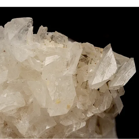 Alunite du Ravin de la Craie, Mont-Dore, France -  Collection E. Médard © Pascal Chollet