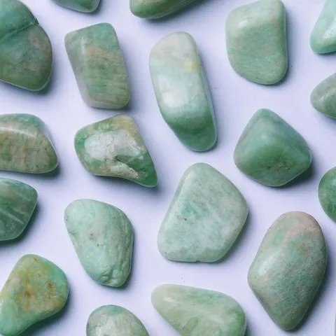 Amazonite Chakra du coeur - ANAHATA - Chakra de la gorge - VISHUDDHA - Dépression, sexe, système immunitaire, foie, reins, crampes, os, dents, calvitie, peau, amour, communication, tendresse