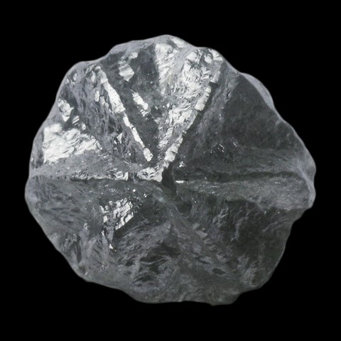 Twinned diamond