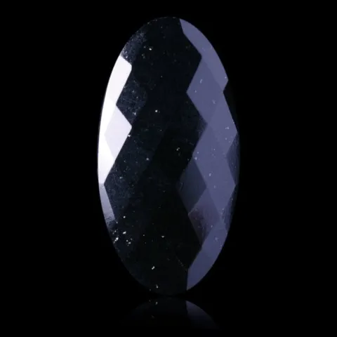 Tourmaline noire facettée