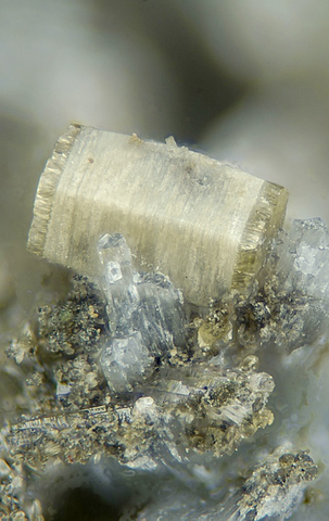 Berthiérine de Poudrette Quarry, Québec, Canada © Alex Earl