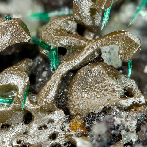 Bromargyrite et malachite de Bisbee, Arizona, USA © Jason B. Smith