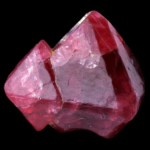 Spinelle rouge de Ratnapura, Sri Lanka © Rémi Bornet
