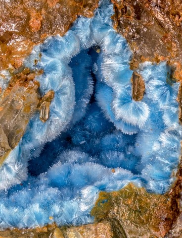 Céruléite de Wheal Gorland, St Day, Cornouailles, Angleterre, UK © Gianfranco Ciccolini