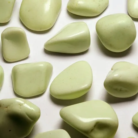 Chrysoprase citron Chakra du plexus solaire - MANIPURA - Chakra du coeur - ANAHATA - Dépression, coeur, foie, détox, fertilité, sexe, sommeil, prospérité, irritabilité, fidélité, confiance, compassion