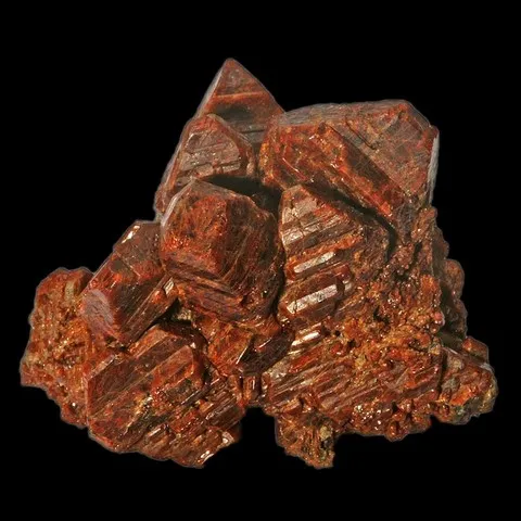 Clinohumite de Essonville Line, Ontario, Canada © Rock Currier