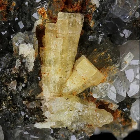 Donnayite de Gloggnitz, Neunkirchen District, Autriche © Martin Slama