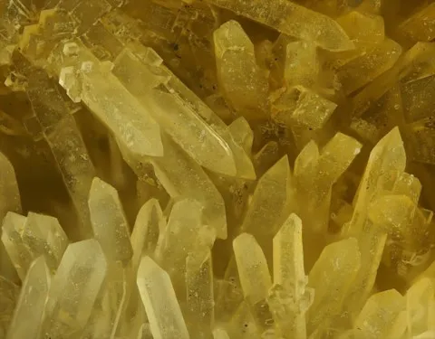 Pachnolite de Ivigtut Mine, Groenland © Stephan Wolfsried
