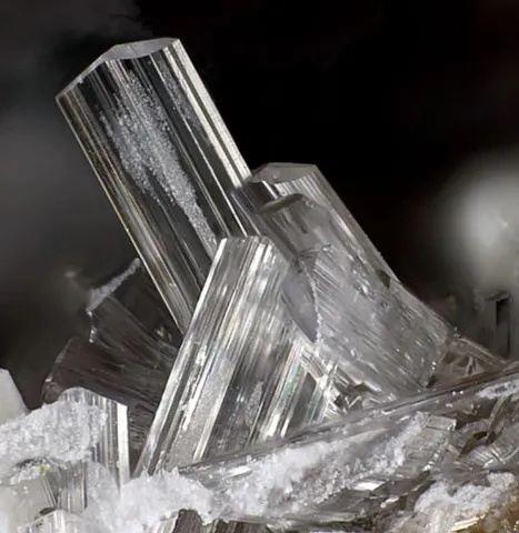 Afwillite de Campomorto Quarry, Lazio, Italie © Matteo Chinellato