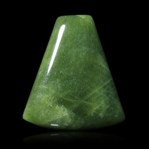 cabochon de vésuvianite (idocrase) d'Inde