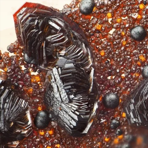 Lépidocrocite de Codeceira Mine, Portugal © Pedro Alves