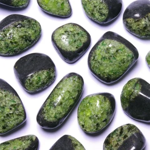 Péridotite de Mesa, San Carlos Volcanic Field, Arizona, USA