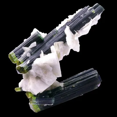Albite sur tourmaline de Stak Nala, Pakistan