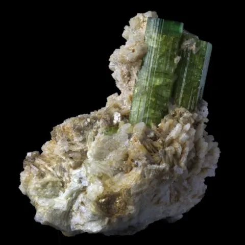 Elbaïte variété verdélite de Arqueana Mine, Minas Gerais, Brésil