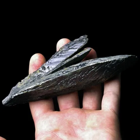 Vivianite en méga-cristaux de Anloua, Cameroun