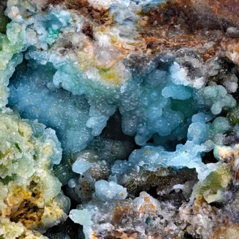 Plumbogummite de Penberthy Croft Mine, St Hilary, Cornouailles, UK © Steve Rust