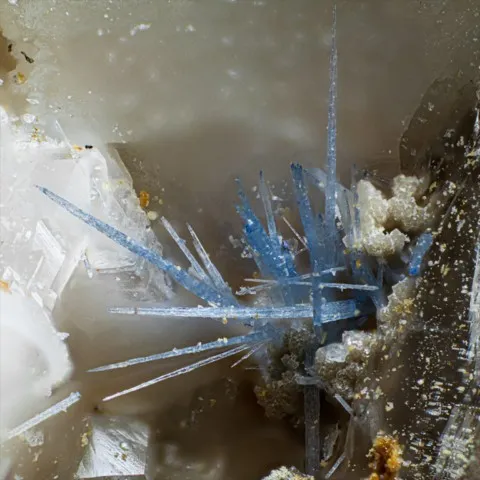 Thortveitite de Locatelli, Piémont, Italie © Gianfranco Ciccolini