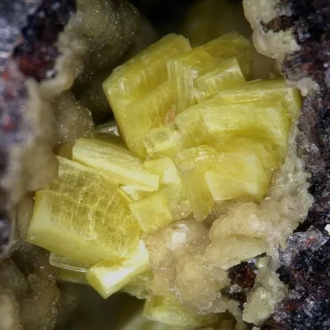 Trögerite de la mine Weisser Hirsch, Neustädtl, Allemagne © Stephan Wolfsried