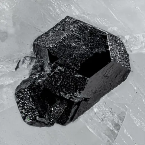Uvite de Pomba pit, Serra das Eguas, Brumado, Bahia, Brésil © Oleg Lopatkin