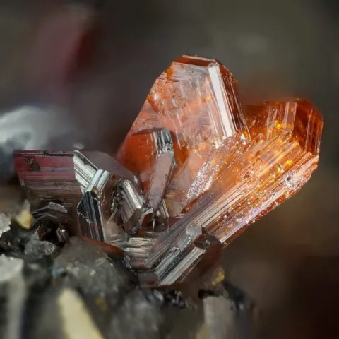 Xanthoconite de Imiter, Maroc © Stephan Wolfsried