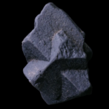 Staurotide maclée de Bretagne
