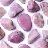 Thulite Heart chakra - ANAHATA - Sex, speech, expression, communication, self-confidence