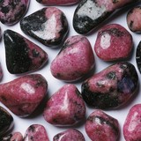 Rhodonite Heart chakra - ANAHATA - Immune system, heart, stress, insect bites, anti-inflammatory, courage, endurance, love, protection, tenderness