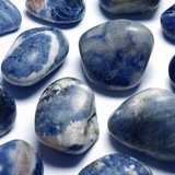 Sodalite Third eye chakra - AJNA - Detox, fluid retention, blood pressure, heart, anti-inflammatory, anti-fever, headache, throat, digestion, diet, truth, expression, anger, fear, insight, self-acceptance, self-confidence